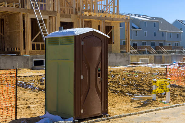 Porta potty delivery and setup in Arnold, MO